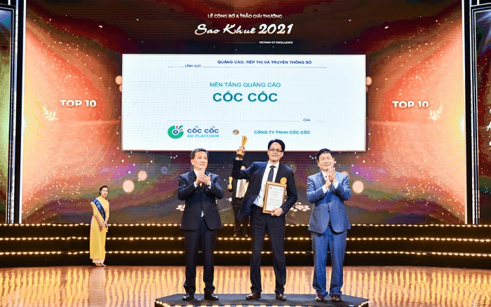 Cốc Cốc 团队获奖